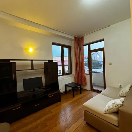 3 By Chr Luxury *