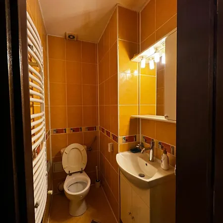 3 By Chr Luxury