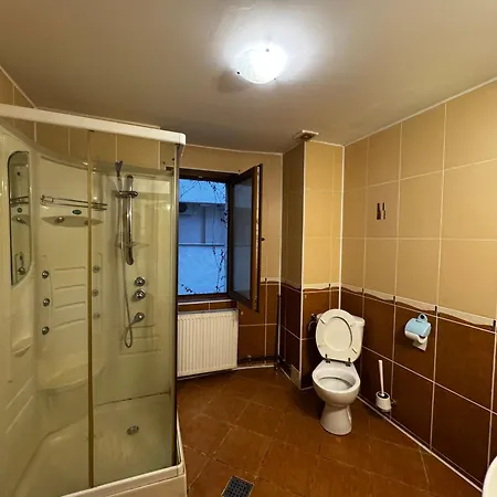 3 By Chr Luxury Bukarest